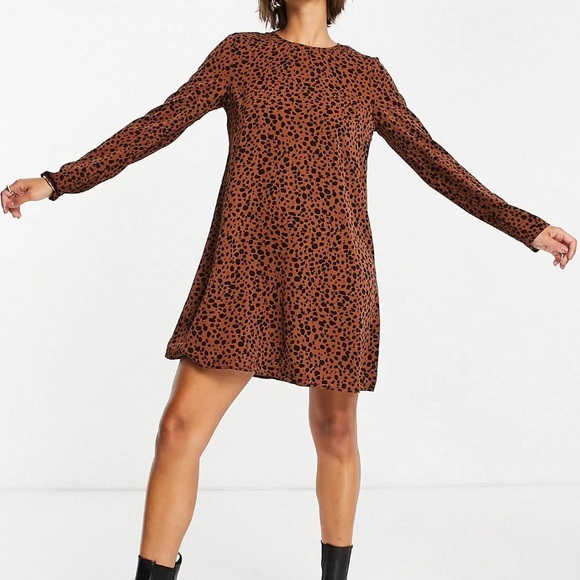 Size 4 long sleeved brown animal print a line swing dress - Picture 1 of 6